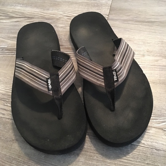 teva sandals mens flip flops